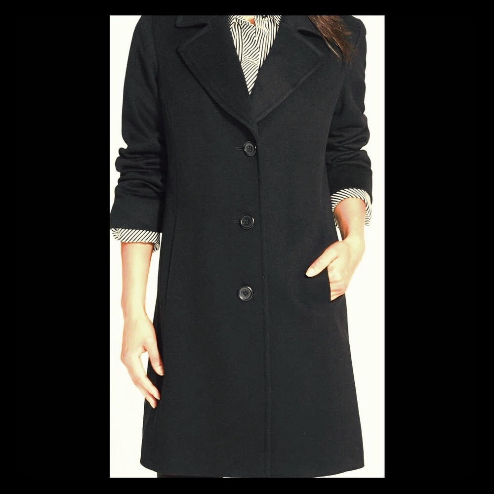 ISO fleurette notch collar coat